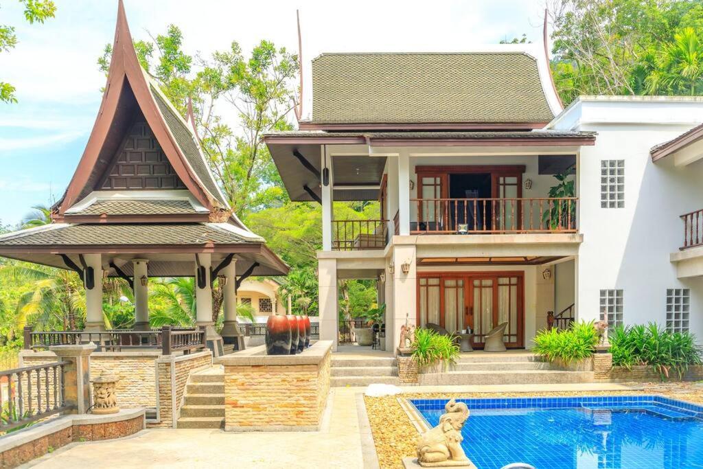 Classic Thai Style Cozy Fancy Pool+garden Patong