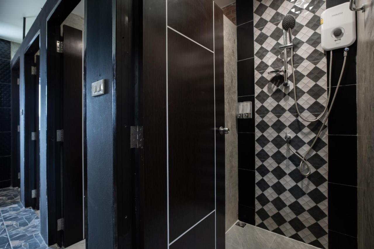 Bell Lifestyle Phuket Hostel *