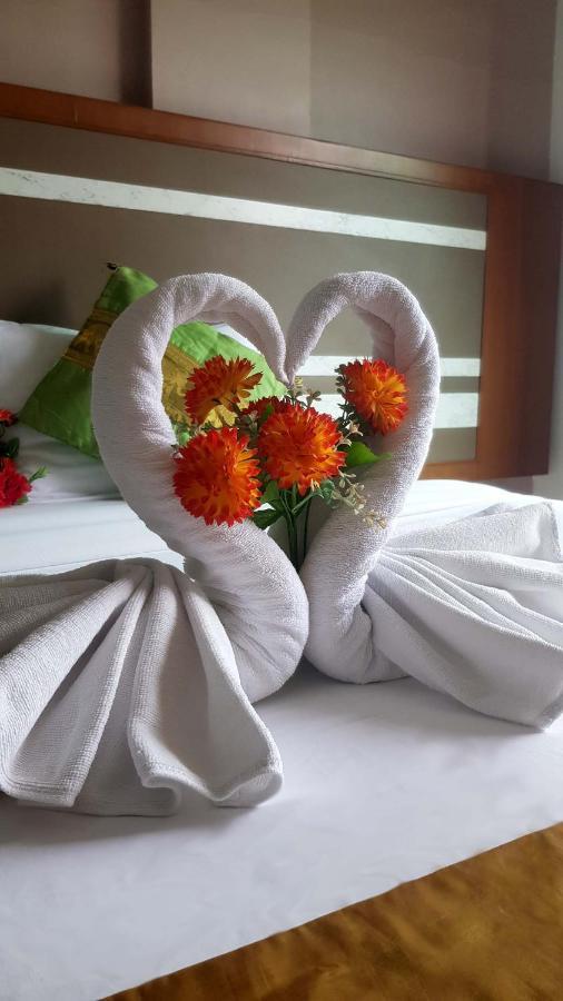 V Hotel