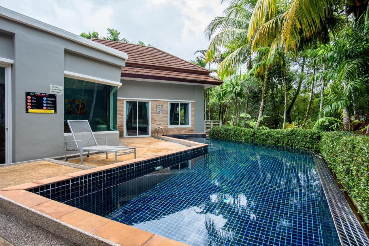 Colorful Pool Hotel 5*