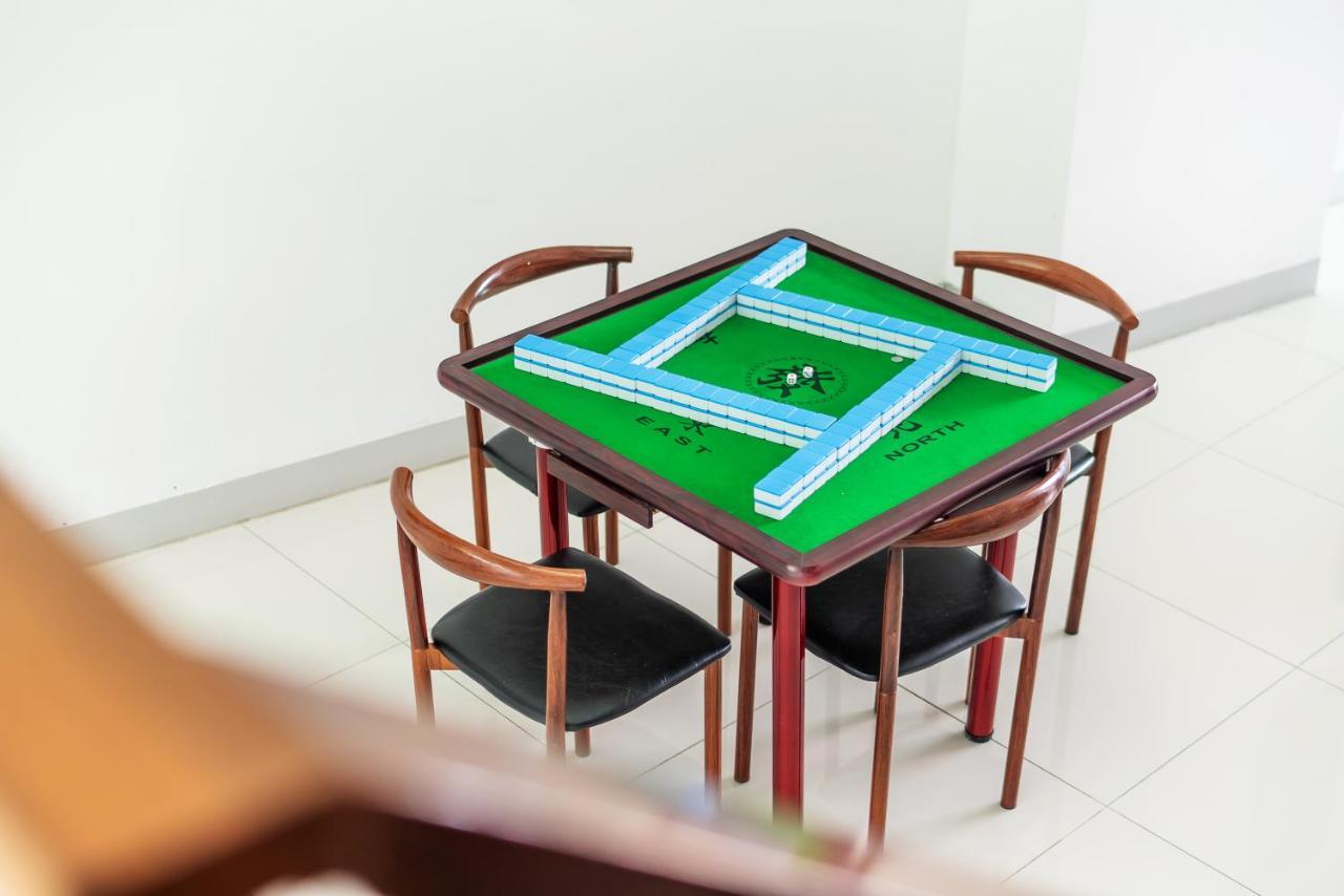 Villa2：四卧泳池别墅/两个海景房/近班赞酒吧街 Villa *