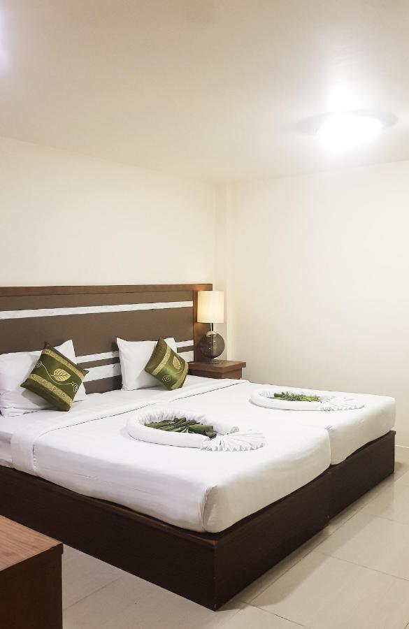 Hotel V