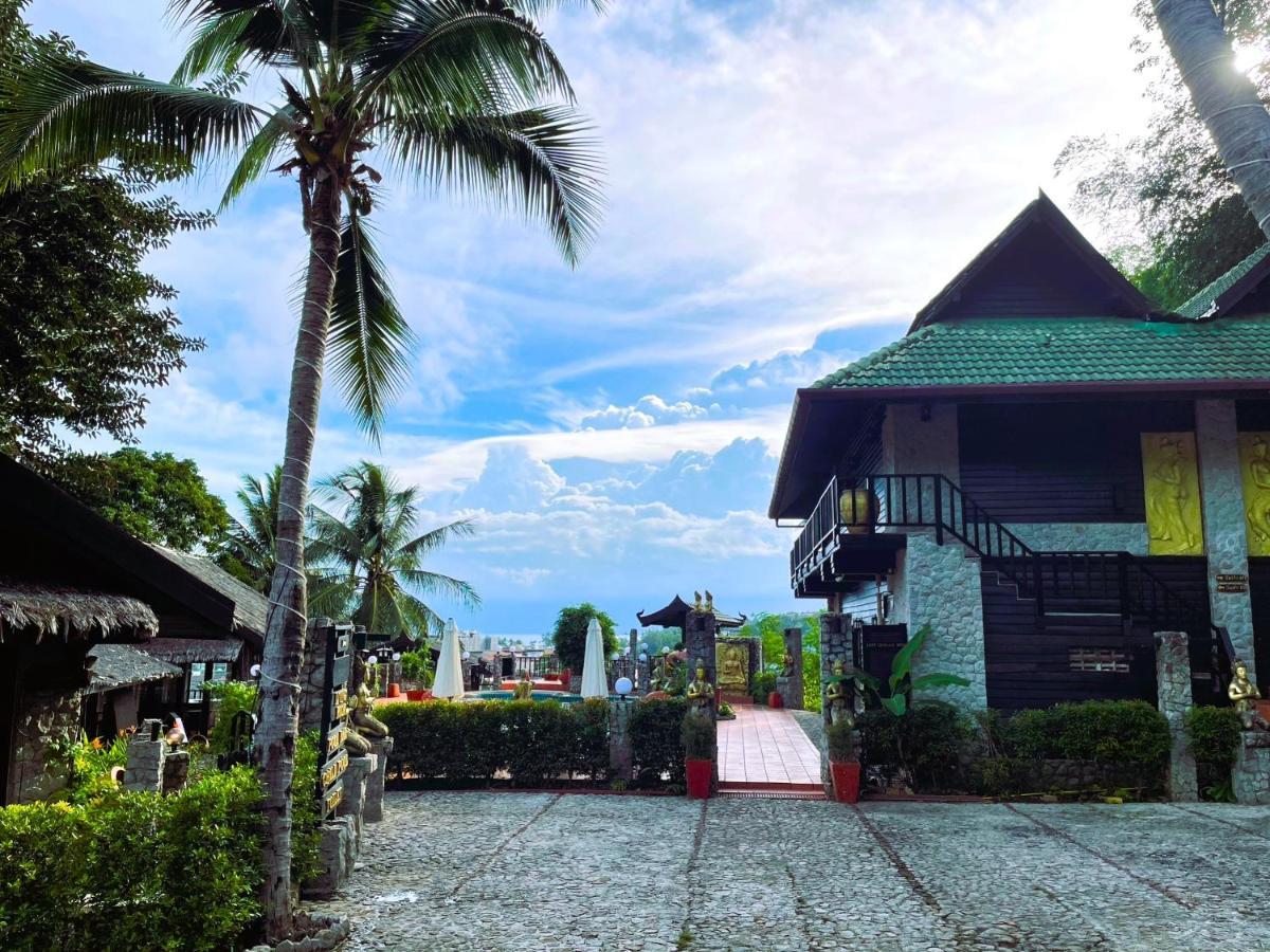 Boomerang Village 3* Kata Beach (Phuket)