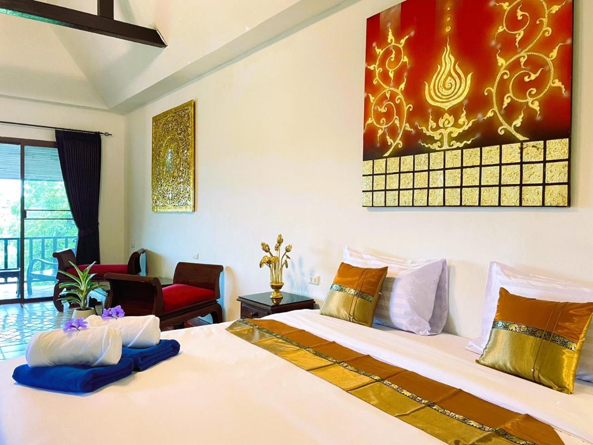 Boomerang Village Hotel 3*
