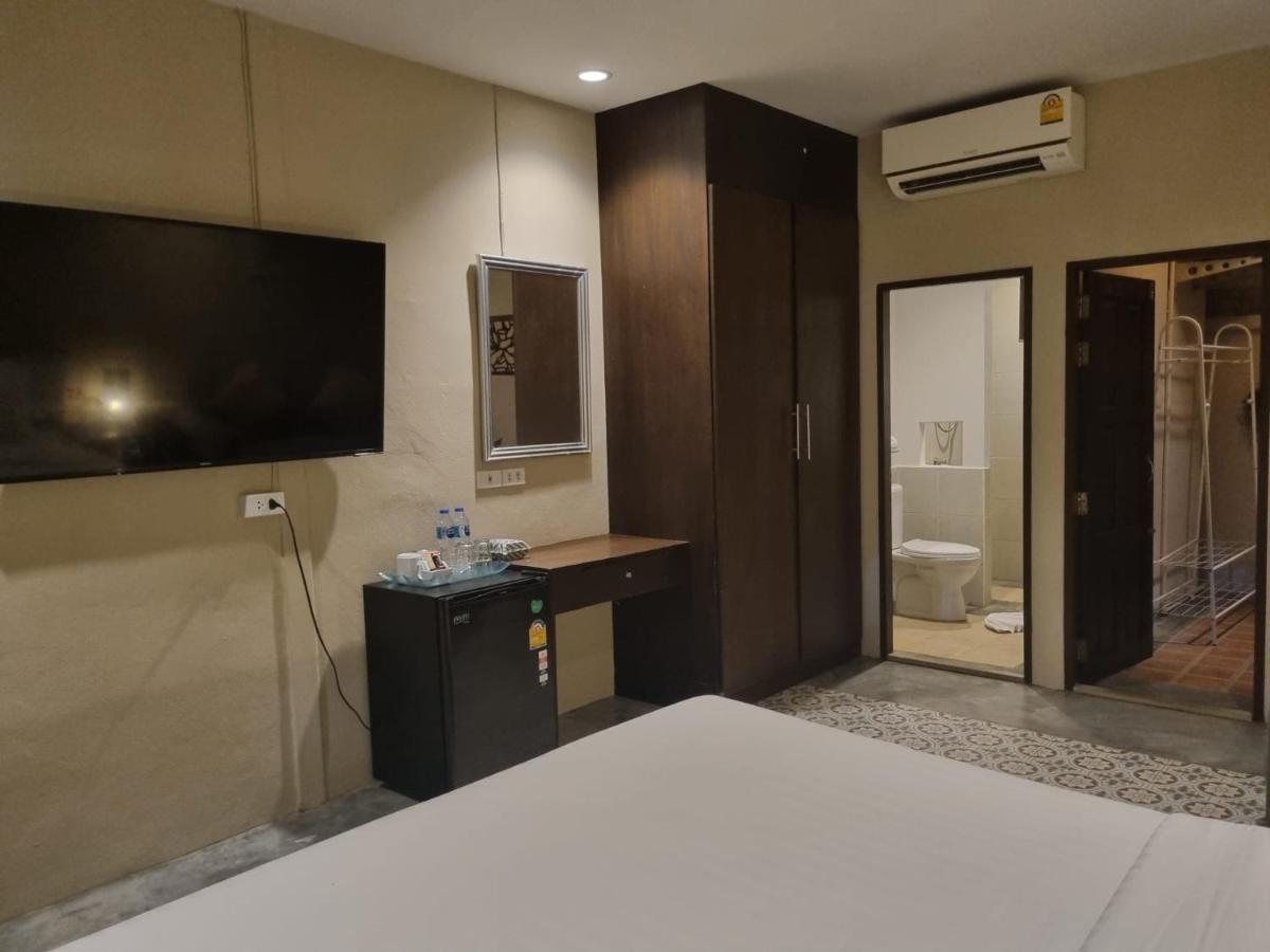 Hotel New Breakers Rawai