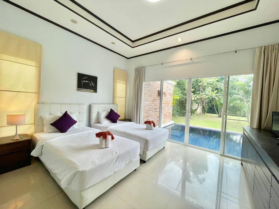 Layantara 3 Bedroom Bang Tao Thalang