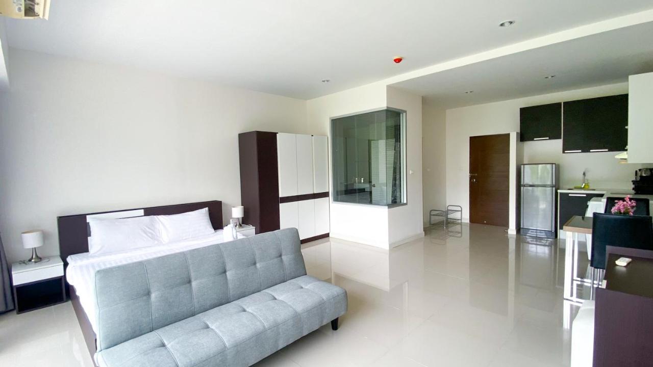 Near By Clavis Apartment