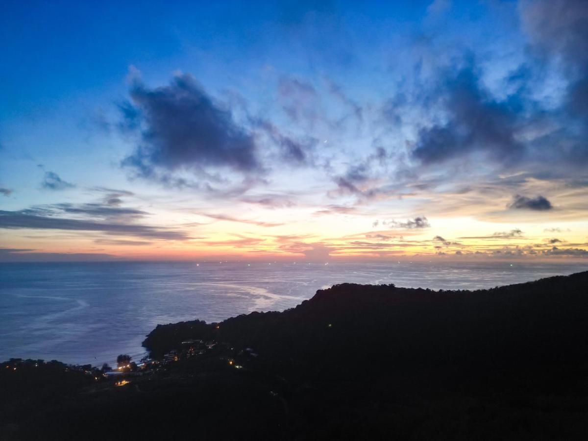 Cozy 5br Stunning Seaviews *