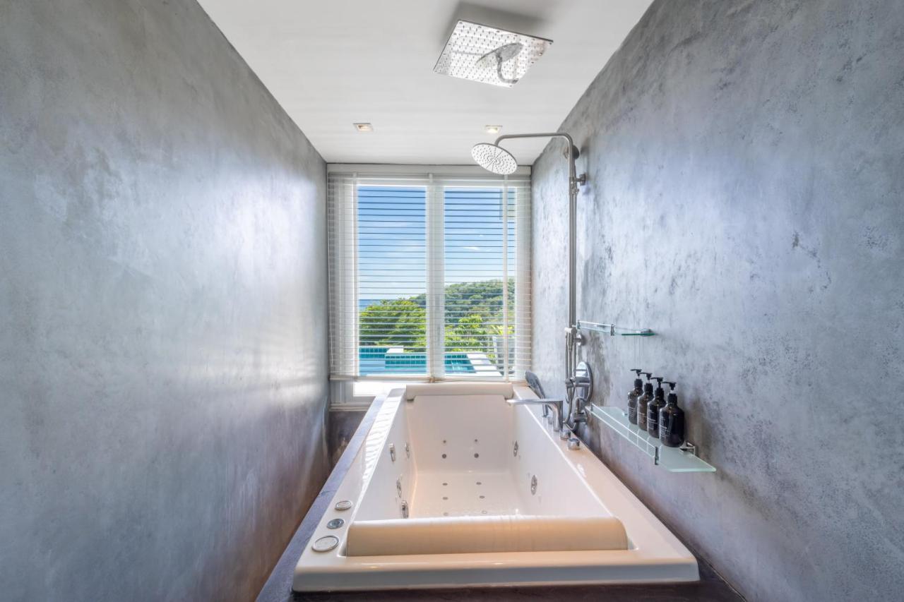 Villa Cozy 5br Stunning Seaviews Kamala Beach