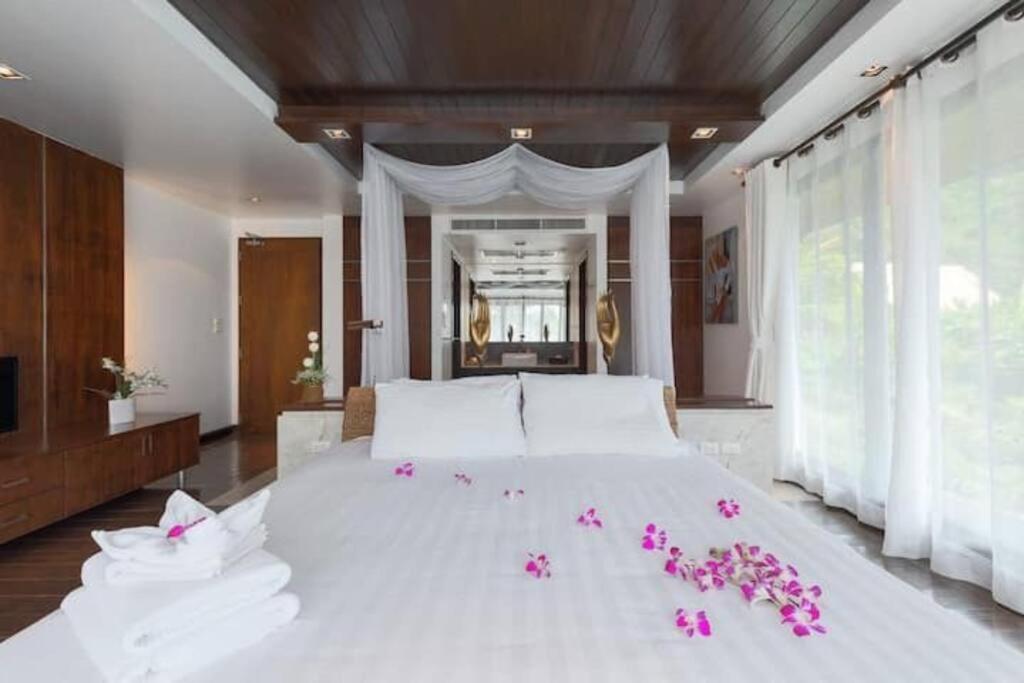 Seaview Villa芭东一线海景豪华6卧别墅 3晚免费接机 女佣管家服务 早餐 Patong