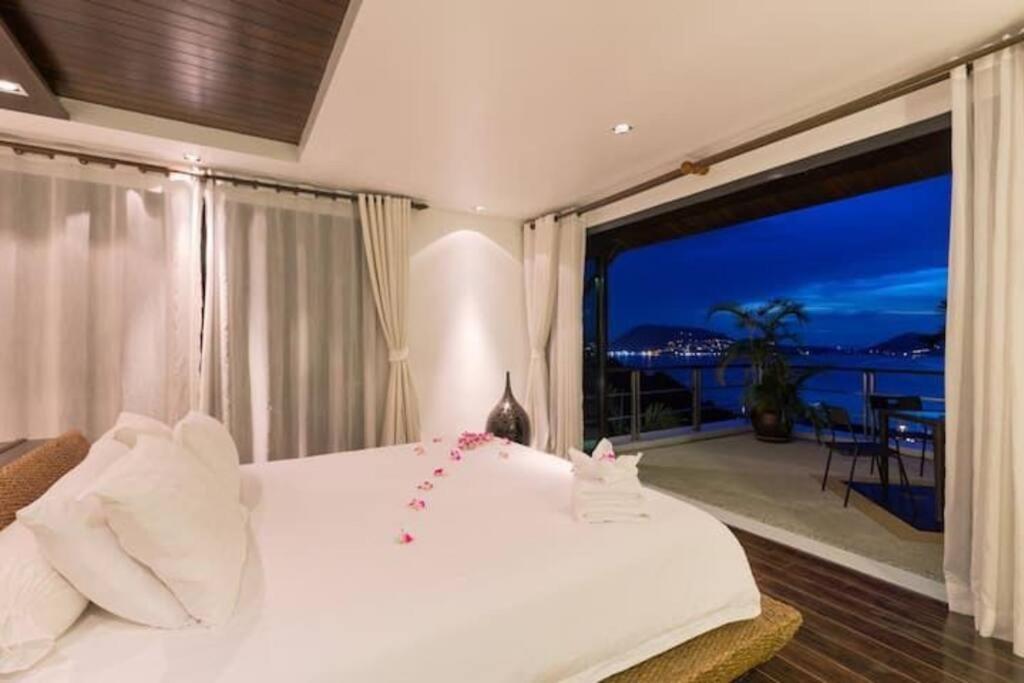 Villa Seaview Villa芭东一线海景豪华6卧别墅 3晚免费接机 女佣管家服务 早餐