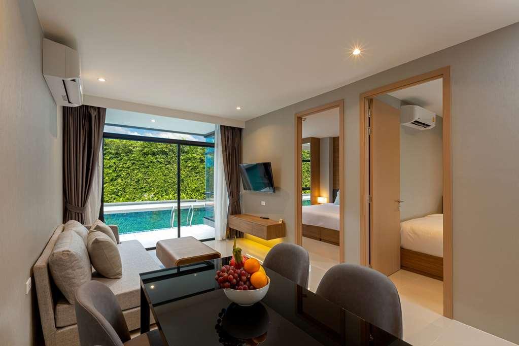 Wyndham Garden Naithon Hotel *