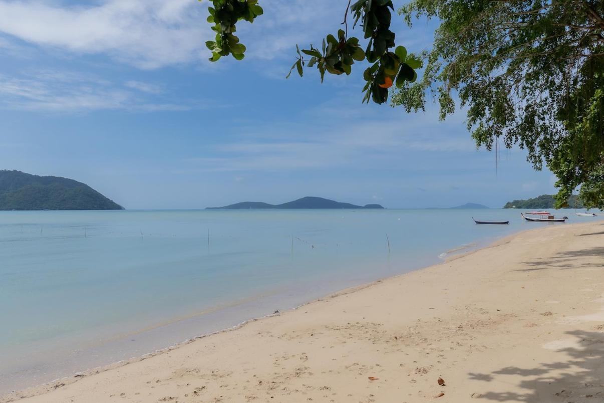 Poppy Beachfront Rawai