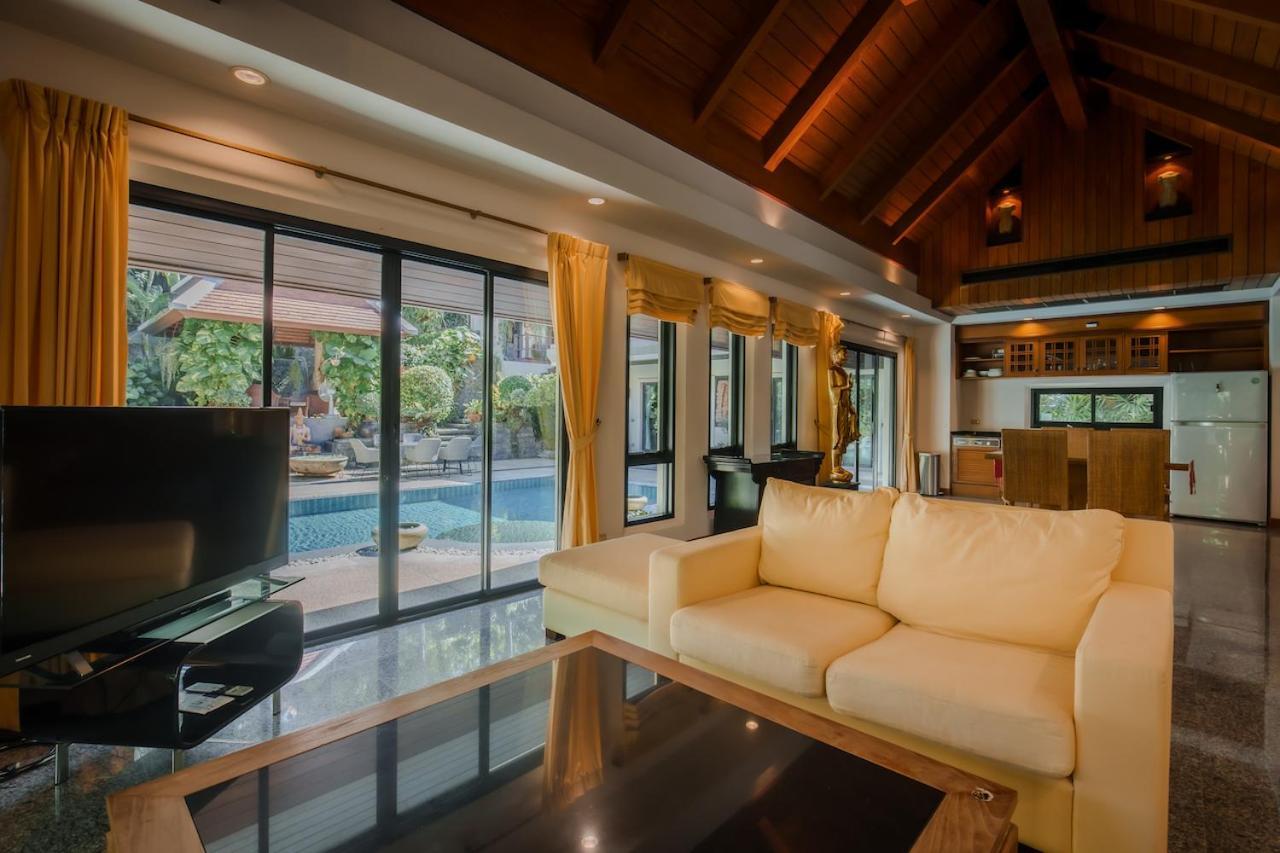 Solas Pool In Nai Harn Villa