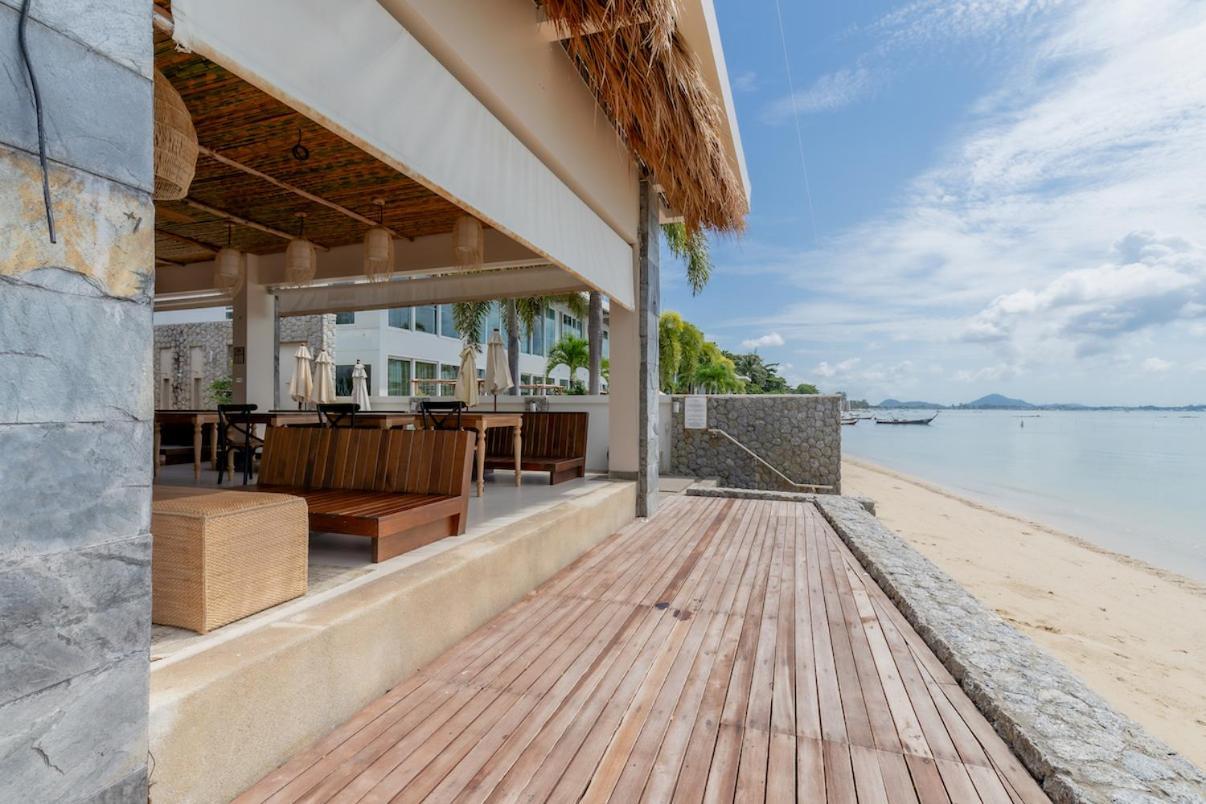 Poppy Beachfront Resort *