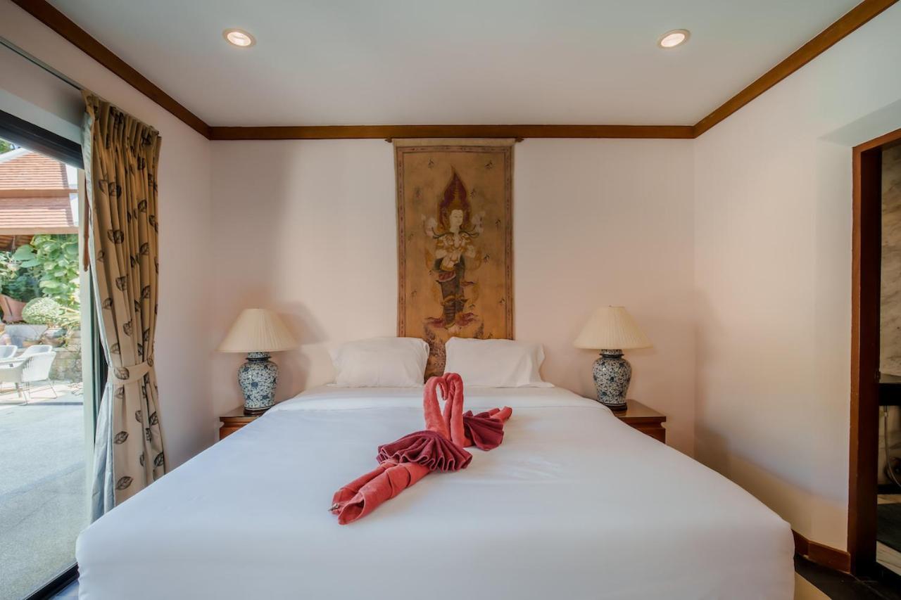 Solas Pool In Nai Harn Villa Rawai