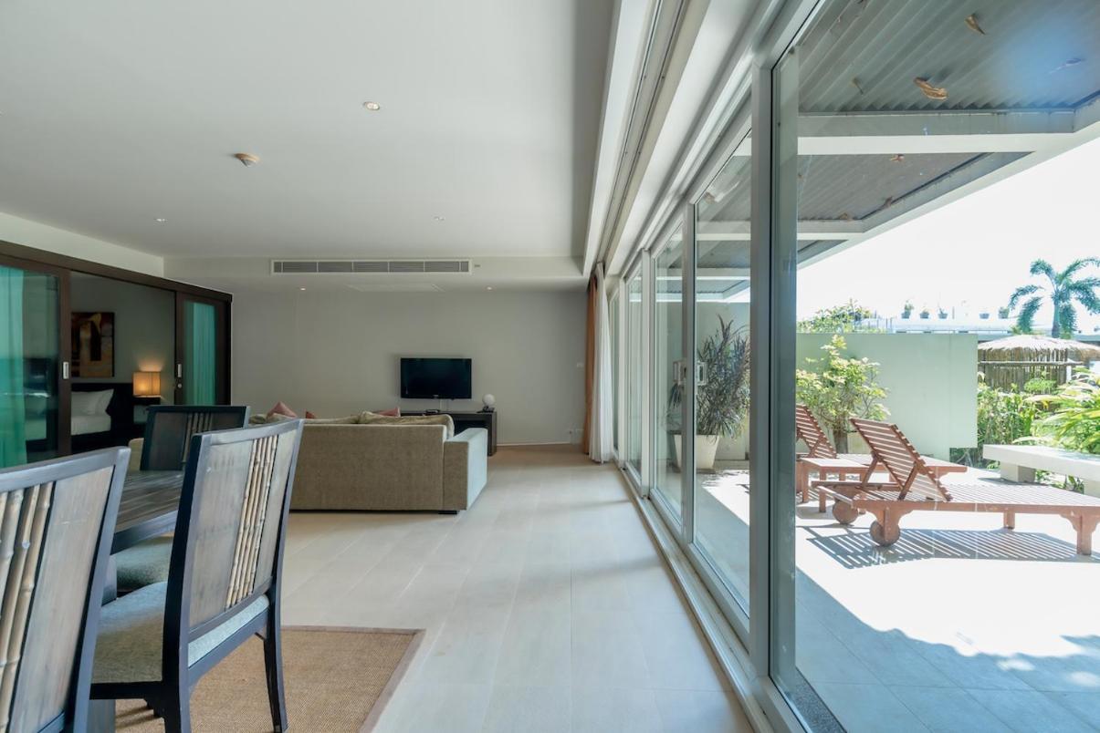 Resort Poppy Beachfront *