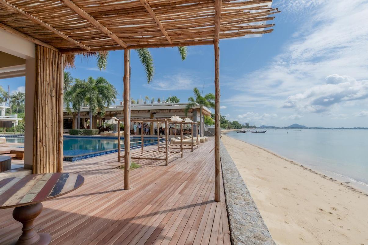 Resort Poppy Beachfront *