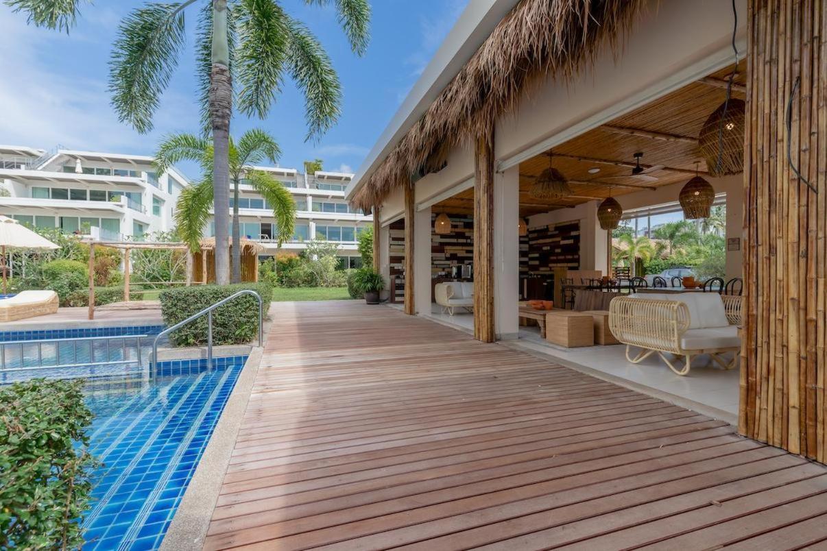 Poppy Beachfront *