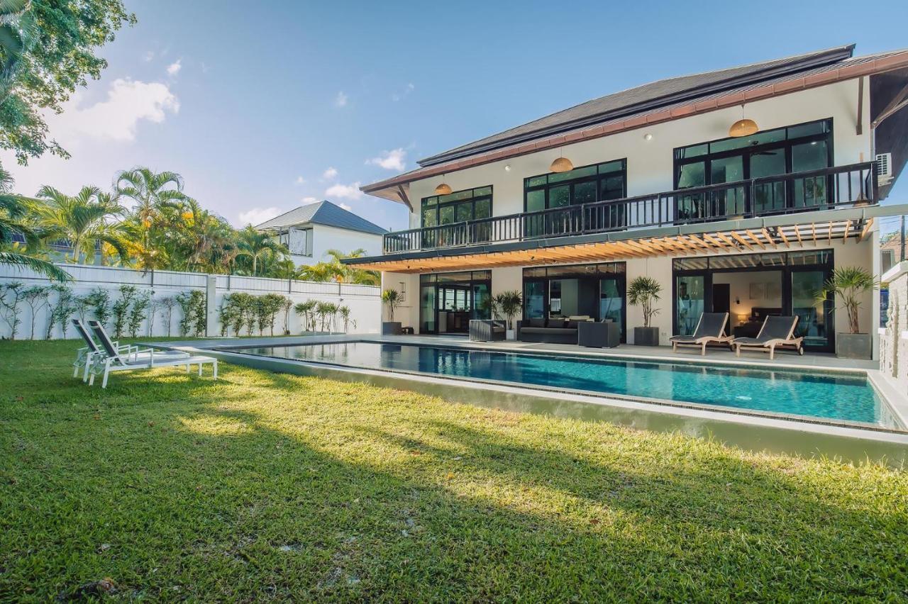 Eden Pool In Villa