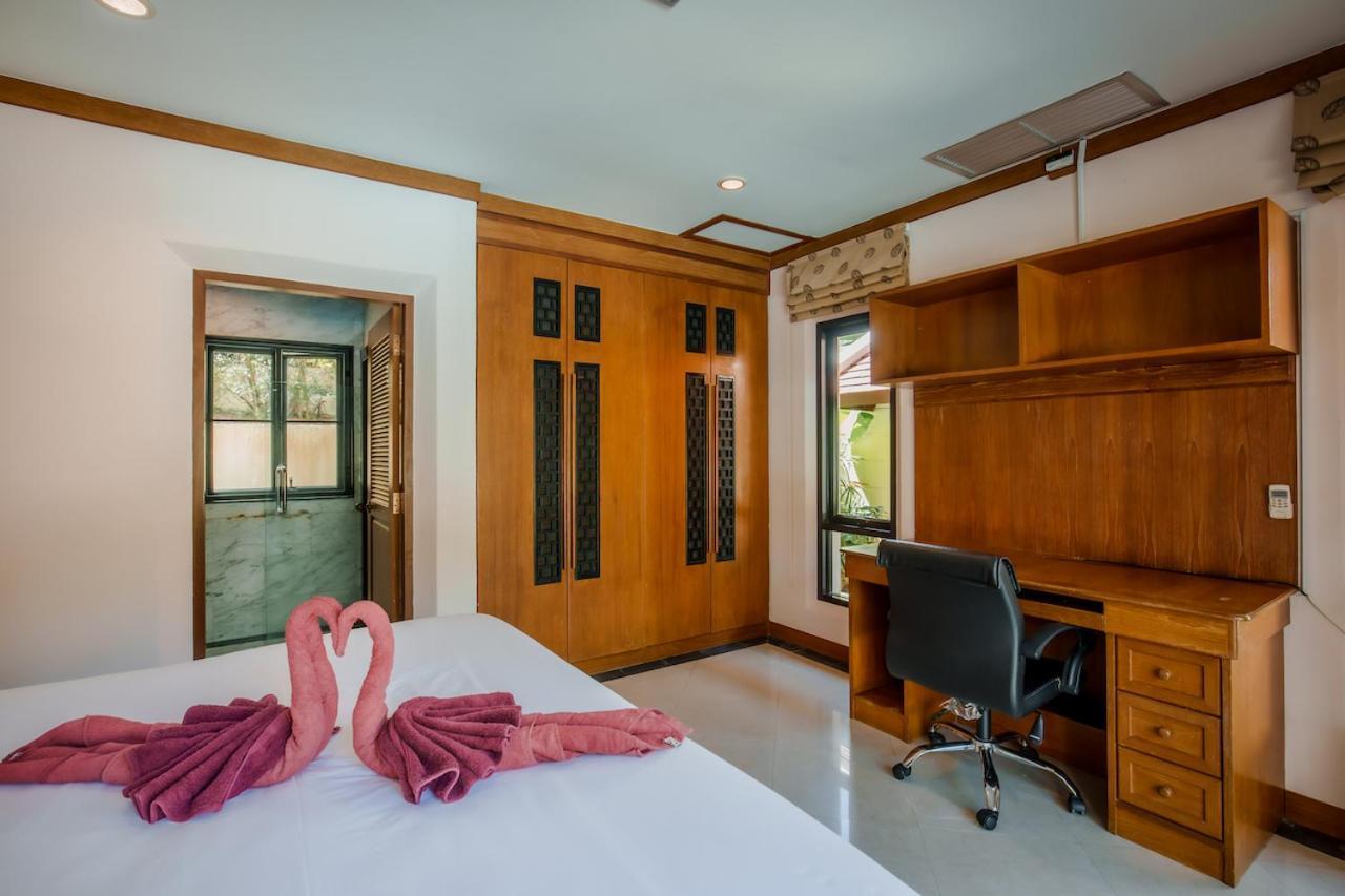 Solas Pool In Nai Harn Villa Rawai