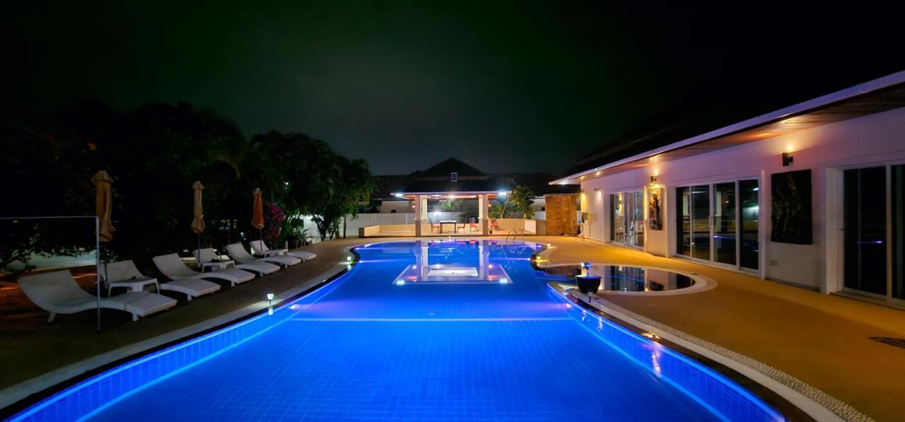 Rawai Pool Villa *