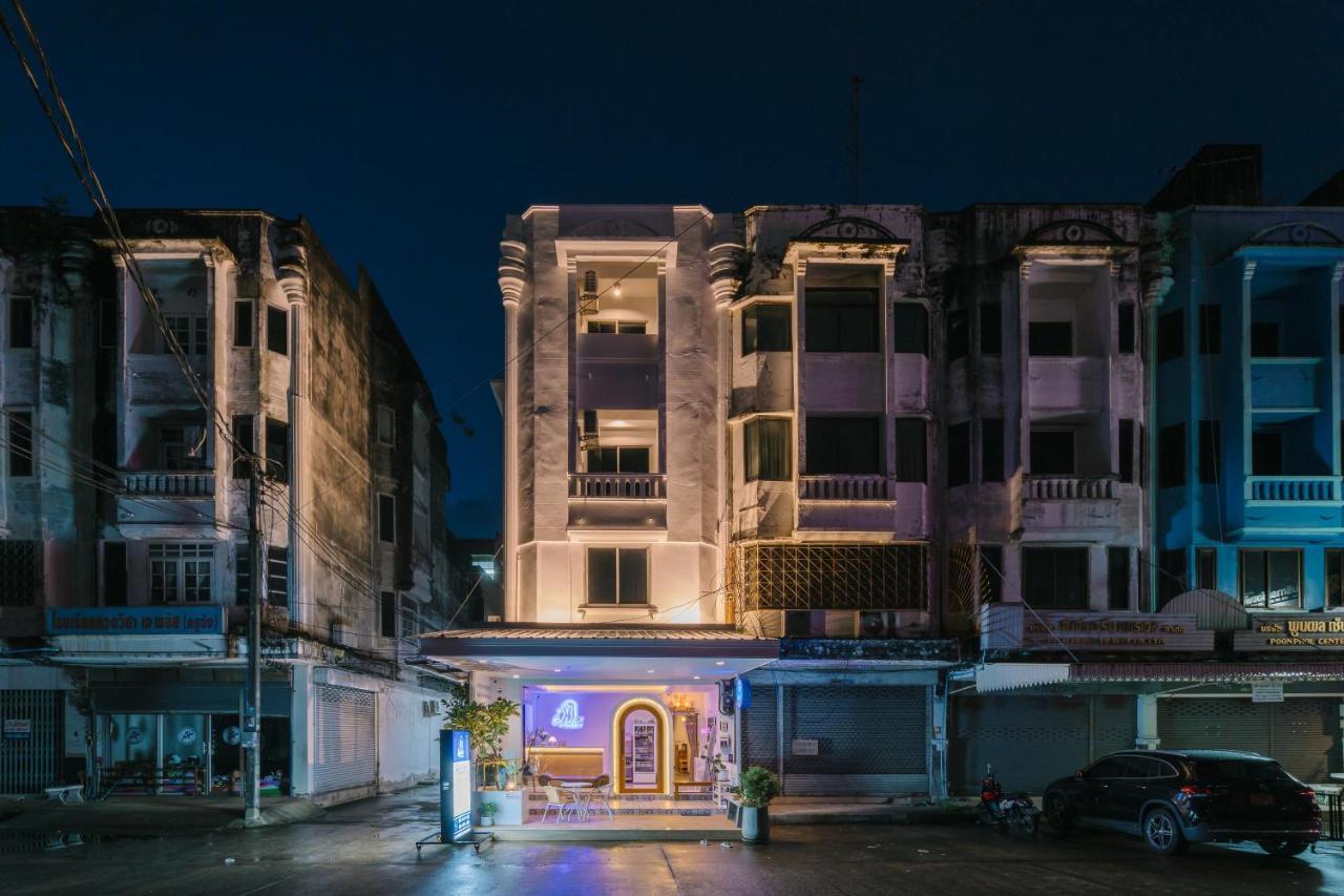Blue Rabbit Phuket Apartment *