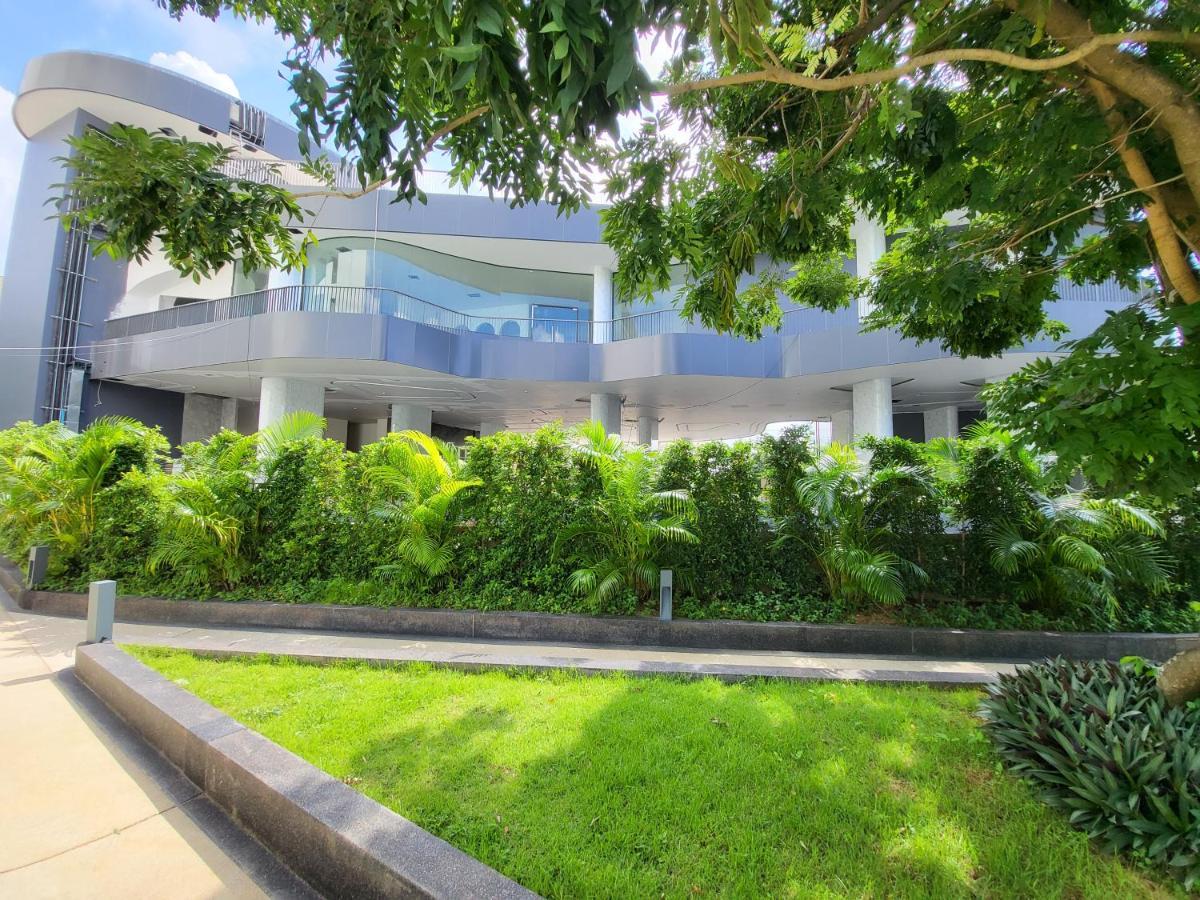 La Phuket Aparthotel 5*