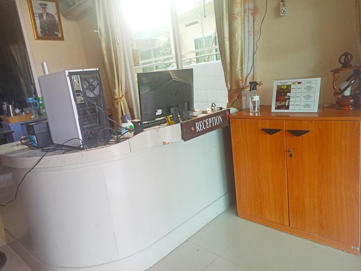 Nu Phuket Airport Resident 1 *