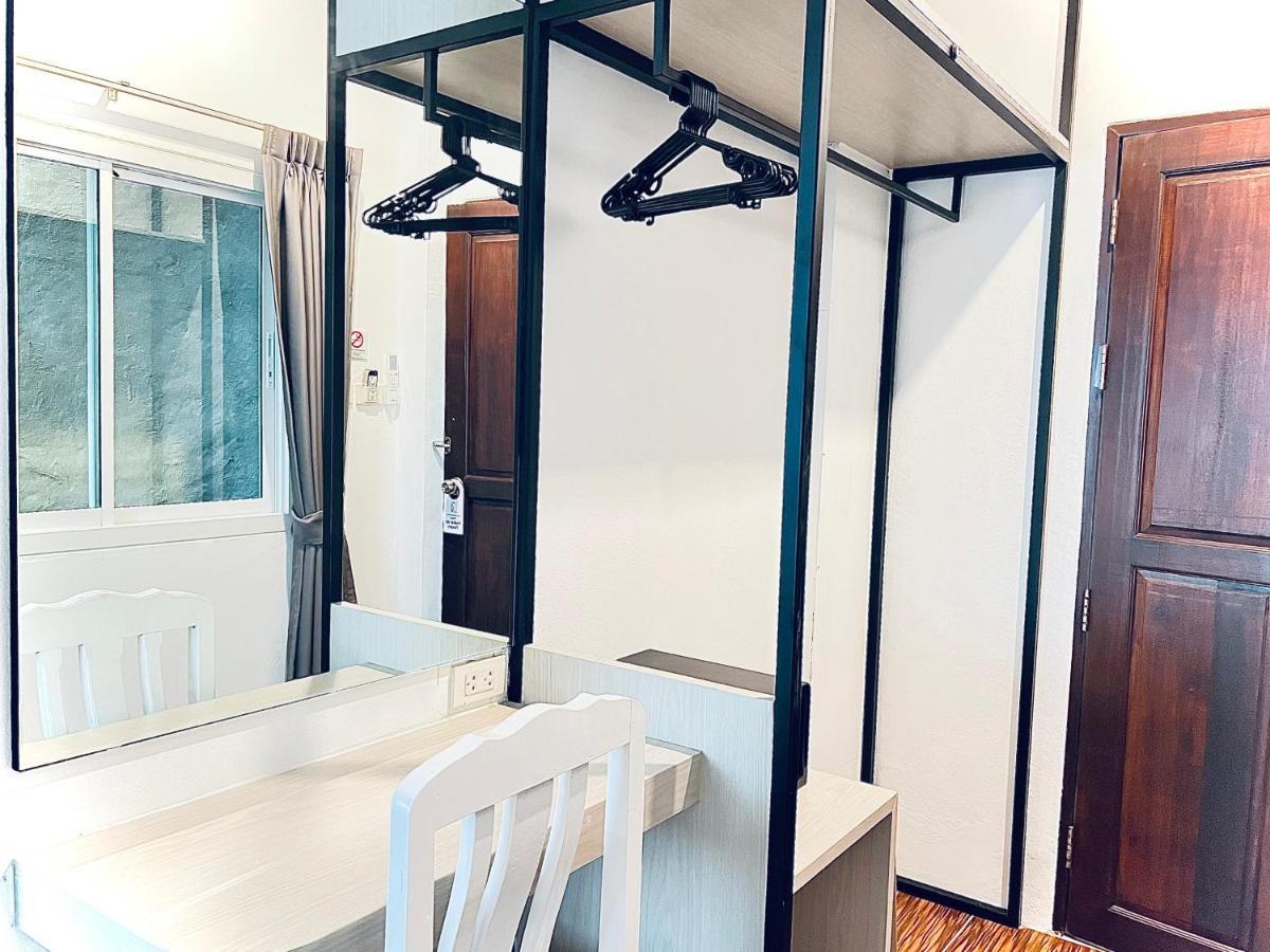 88 House * Patong