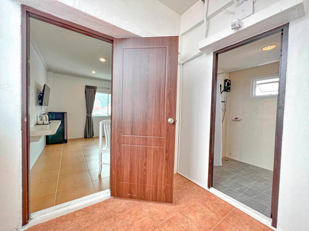 Inn 88 House *