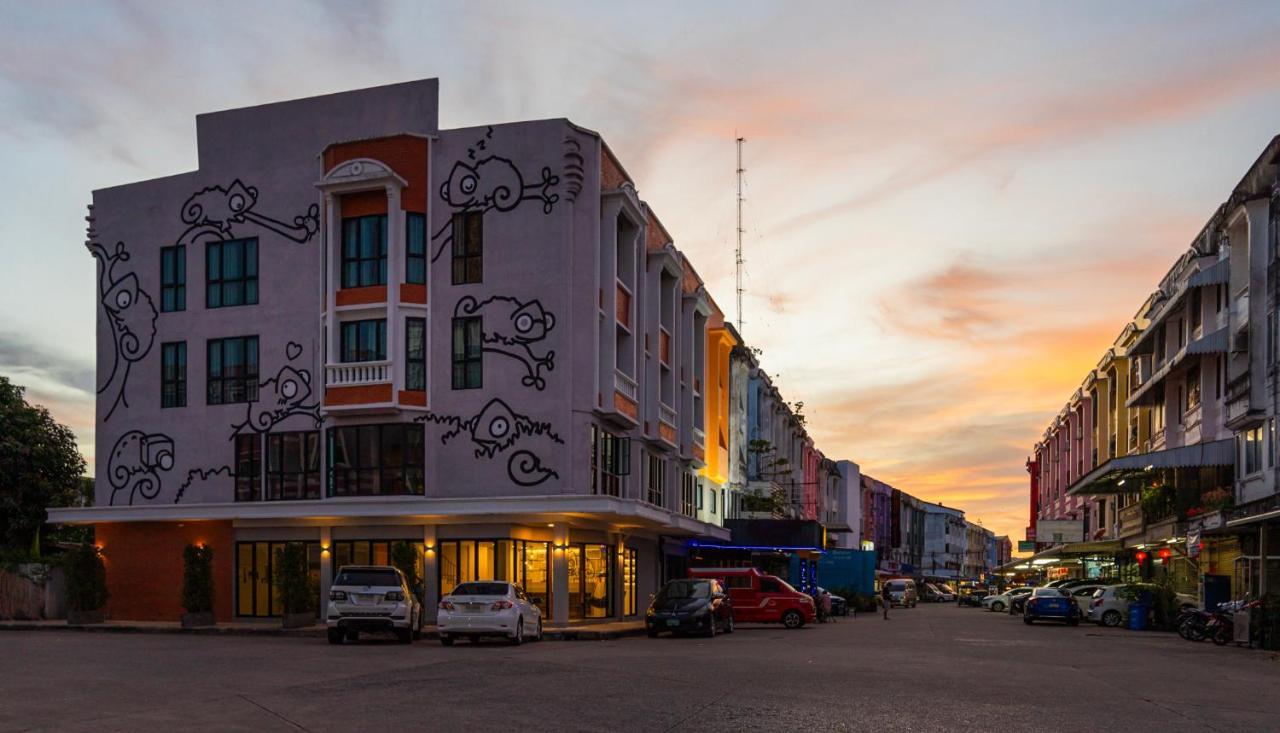 Chamemon Bed Town Hotel 3*