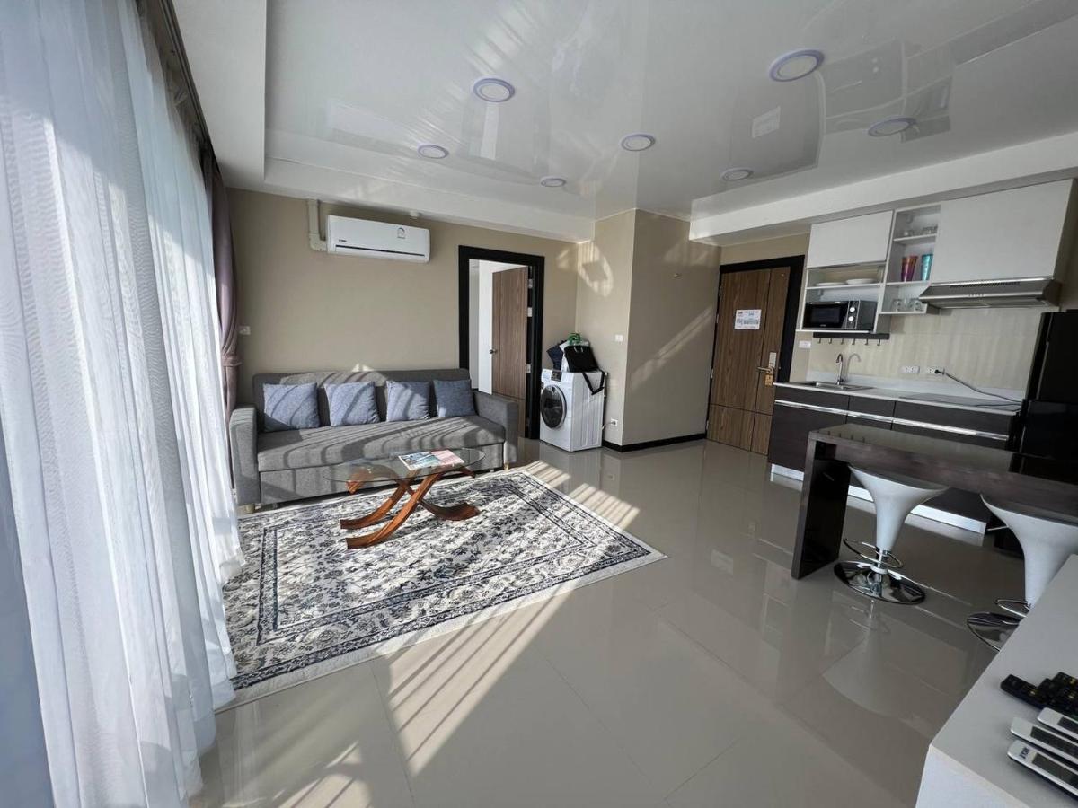 By Villacarte Apartment
