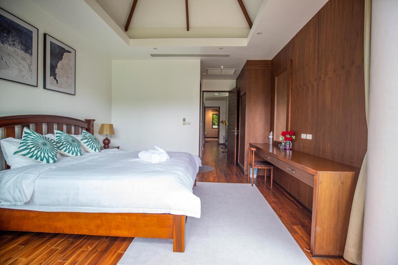 Phuket Boutique Pool Villa-80 Villa