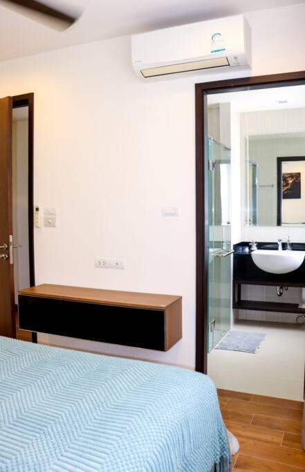 Villa 3bdr Townhouse In Laguna Park