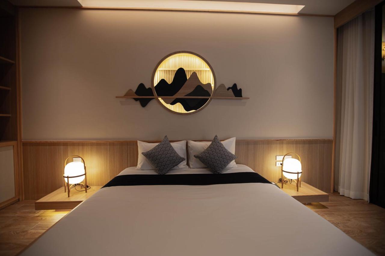 Hotel The Arch Phuket