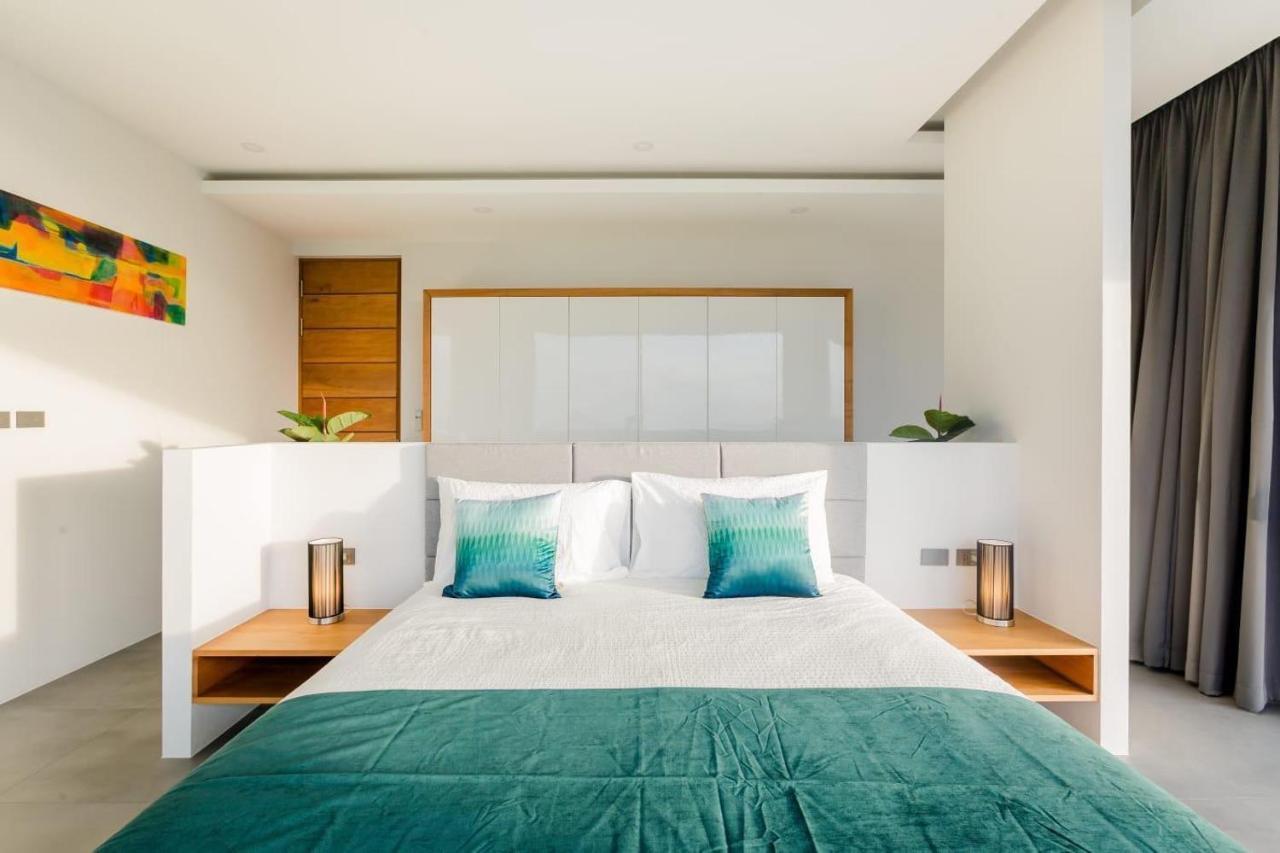 Yamu Hills Panoramic Ocean View 6 Bed Luxury Pool - * Phuket