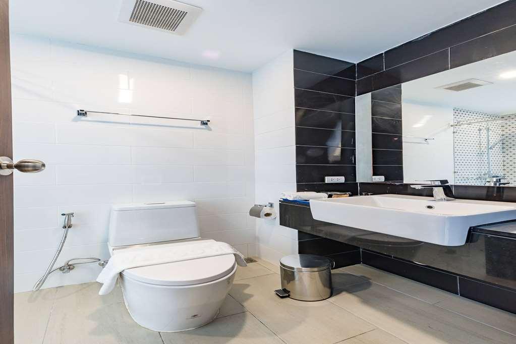 Wyndham Royal Lee Hotel *