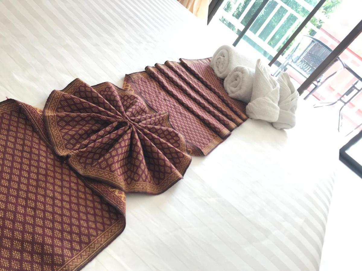 Phuket Hotel