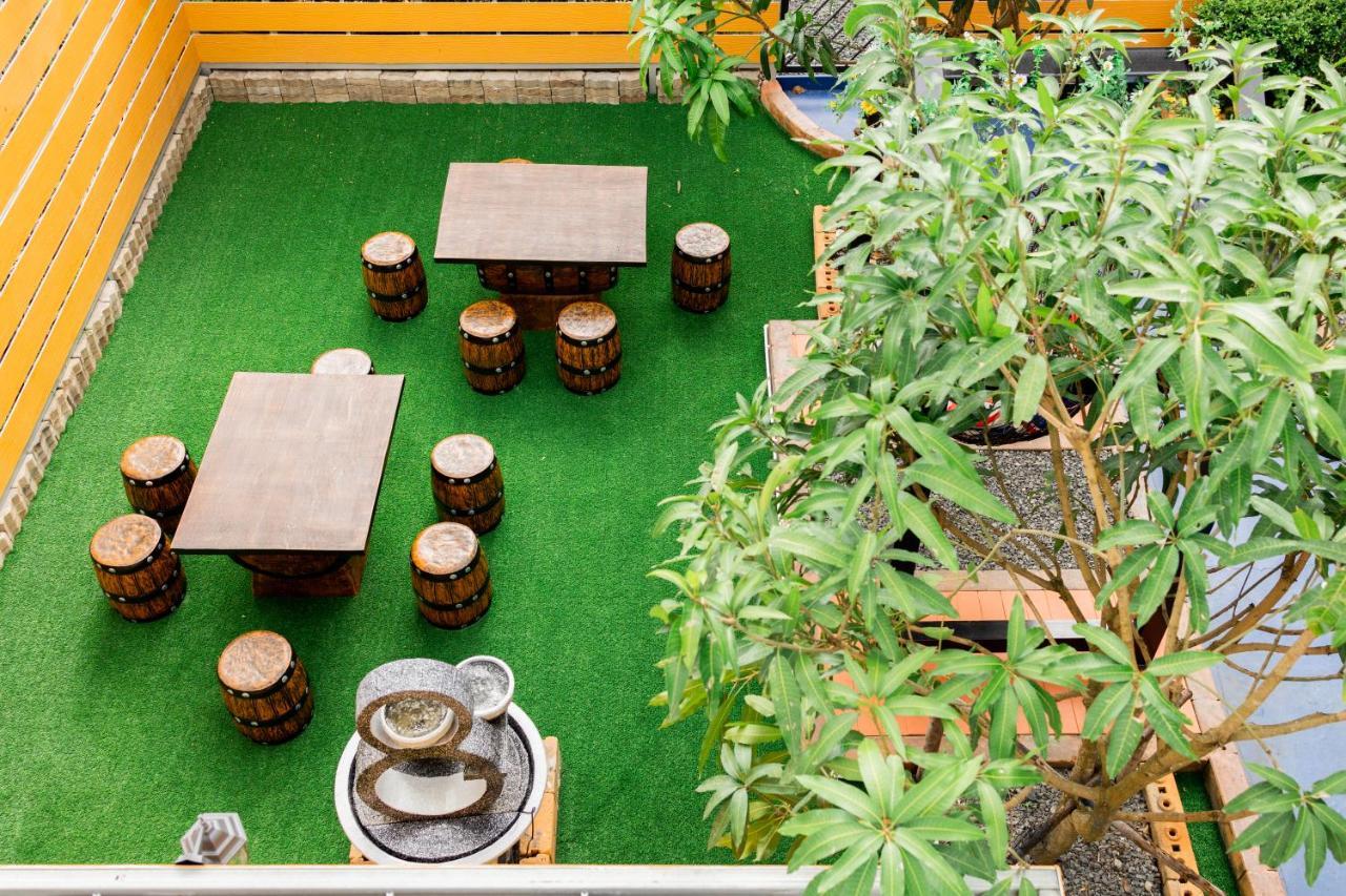 Hostel Marco Polo Poshtel & Bistro *