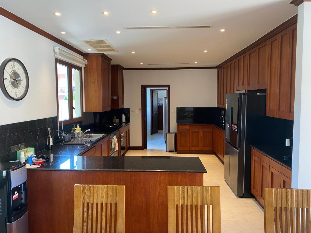 Luxury Sai Taan In Villa Bang Tao Beach (Phuket)