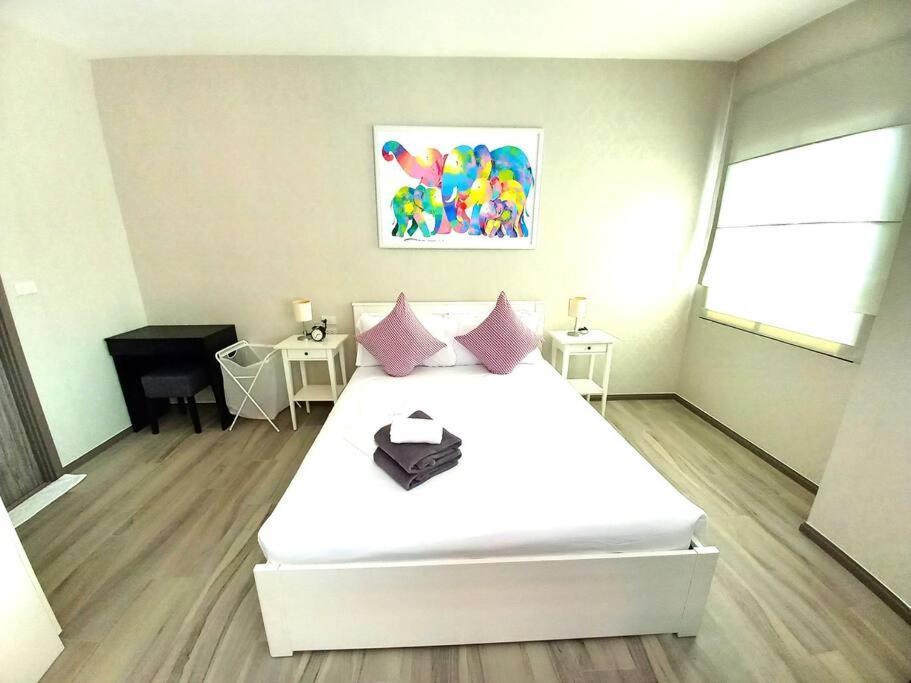 B6 новая на бассейн ватсап669з582i976 Pangsapuri *