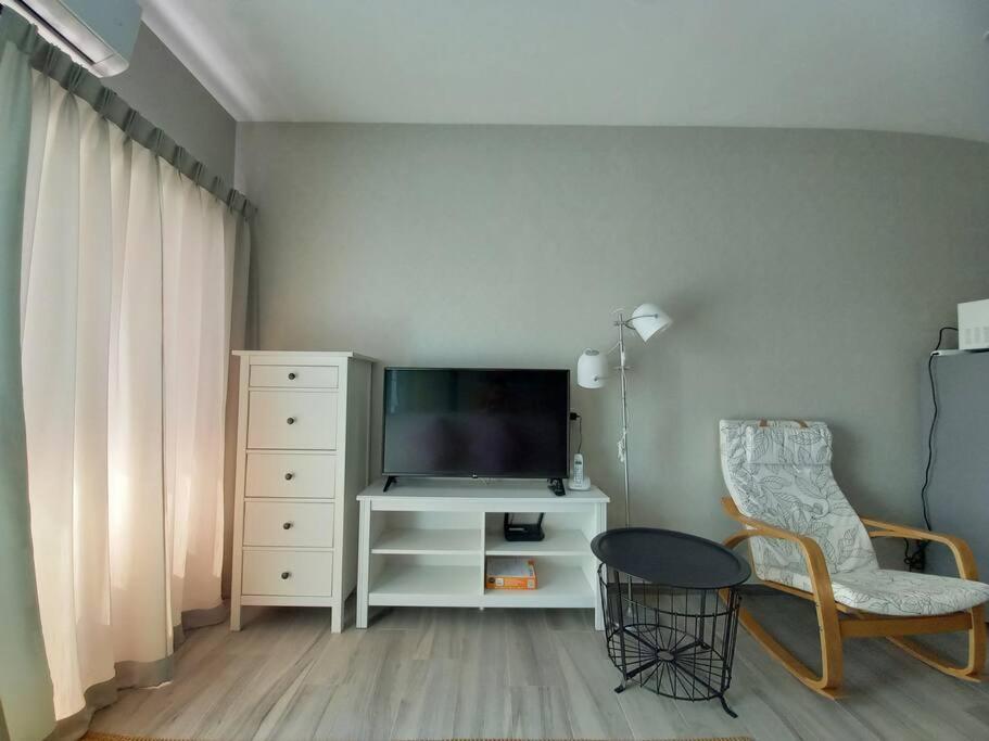 B6 новая на бассейн ватсап669з582i976 * Nai Yang