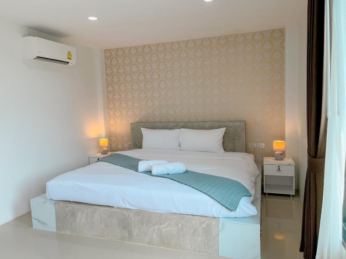 Hotel Natthawan Pool Access