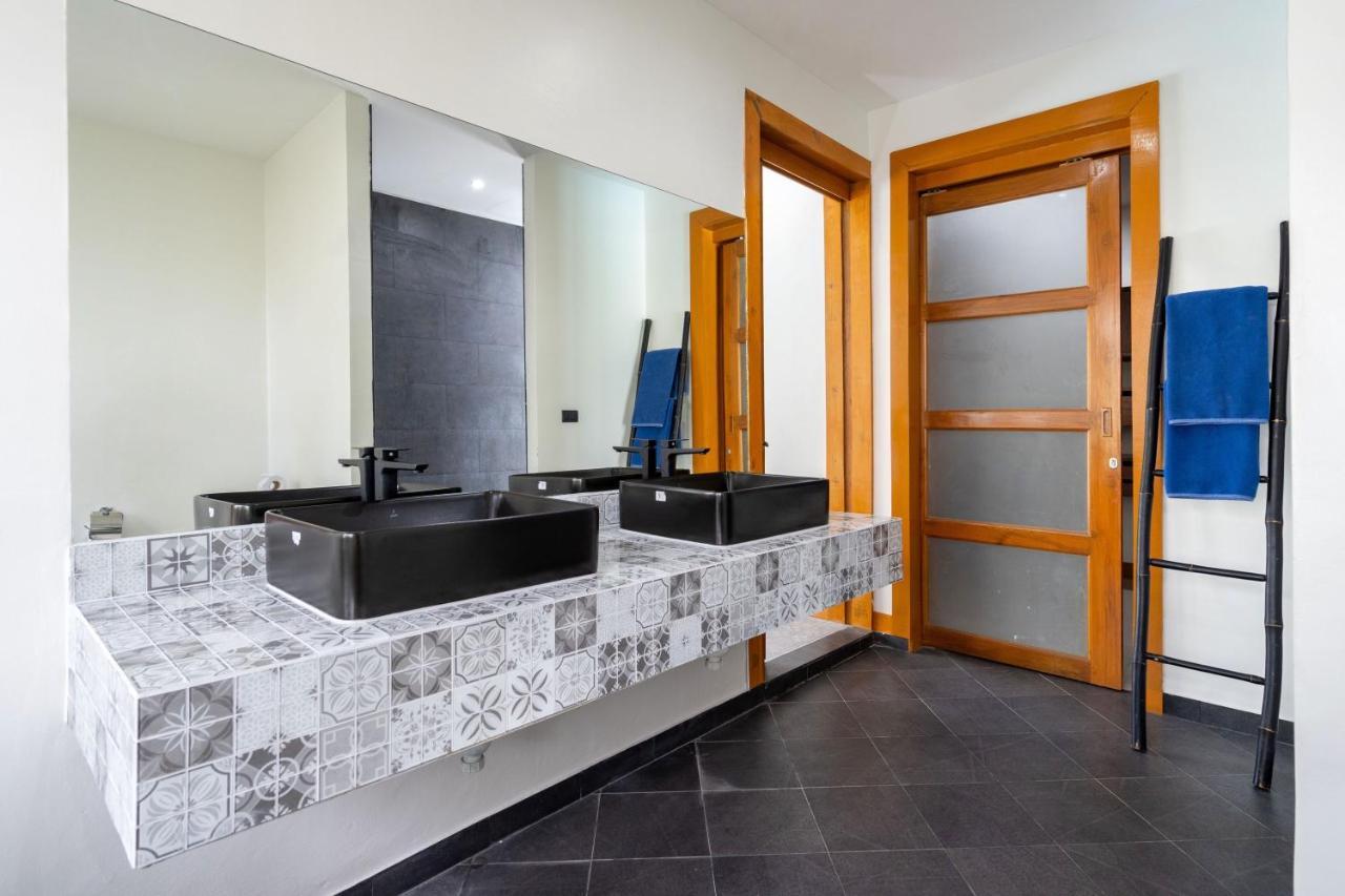 Balinese Boutique Martin, 3br, Private Pool, Rawai Ban Saiyuan