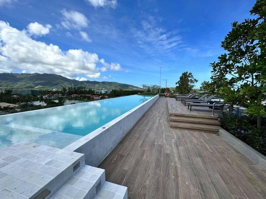 普吉岛laguna海滩豪华天际泳池公寓，奢华体验与休闲之选 Apartamento *