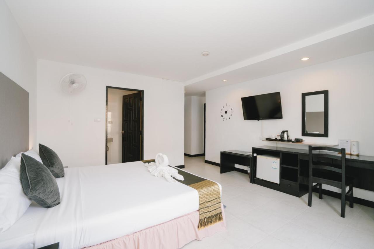 Noble House 3*