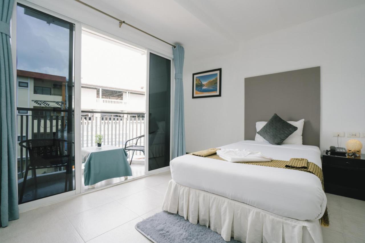 Noble House 3*