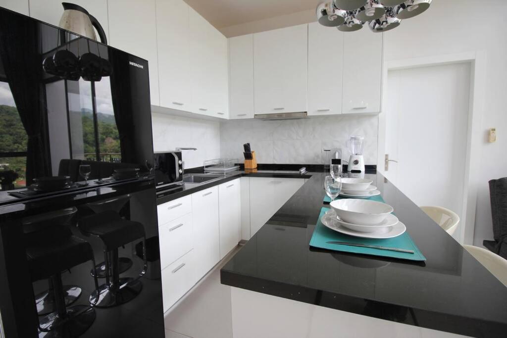 Beautiful Penthouse With Mountain Views * Kamala Beach