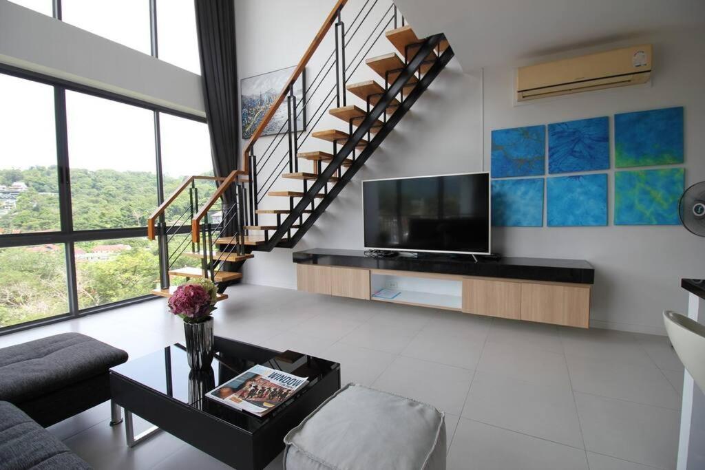Apartment Beautiful Penthouse With Mountain Views *